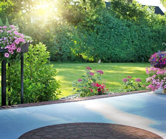 Cannock Gardener Harveys Grounds Maintenance Cannock, Staffordshire